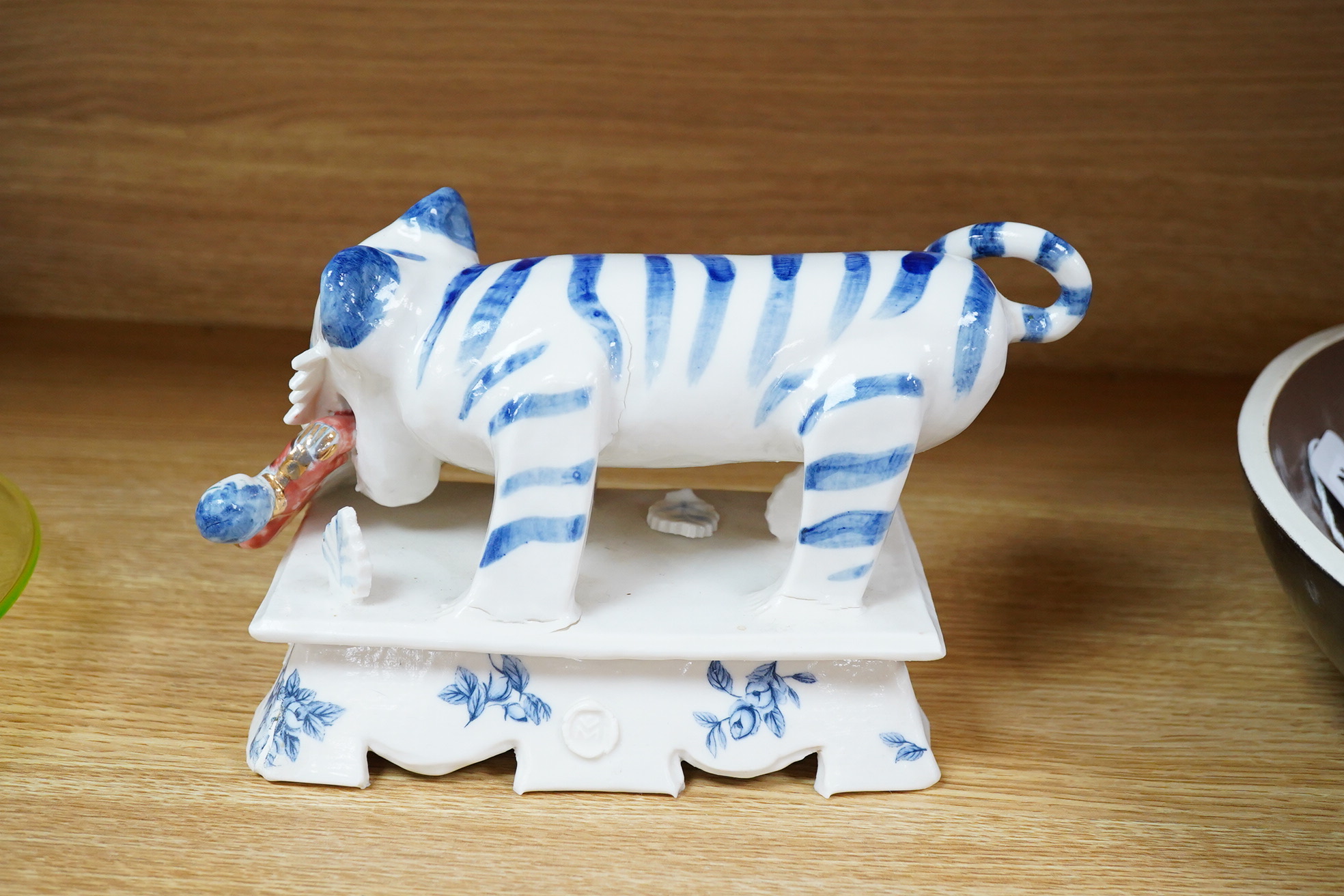Jazmin Velasco Moore (1971-2021), ‘The Death of Munrow’, ceramic sculpture, signed and dated 2018, 23cm wide